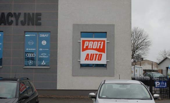 Zdjęcia sklep samochodowy Dan-Car w Bytów