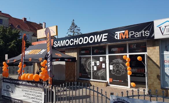 Zdjęcia sklep samochodowy TM PARTS w Legnica