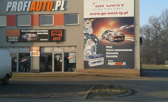 Zdjęcia sklep samochodowy GO-WEST w Goczałkowice-Zdrój