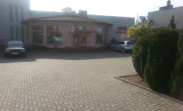 Zdjęcia sklep samochodowy HENEL AUTO-CZĘŚCI w Lubliniec