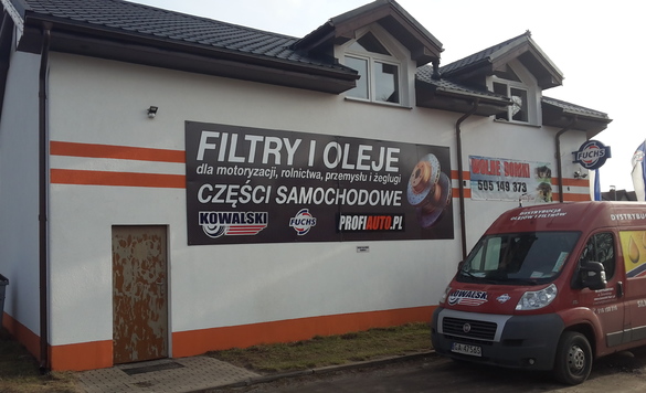 Zdjęcia sklep samochodowy Kowalski w Władysławowo
