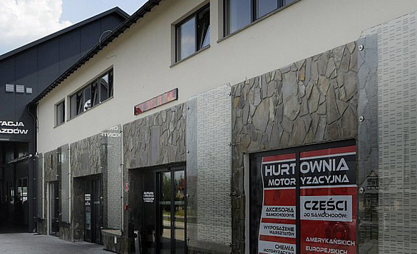 Zdjęcia sklep samochodowy Auto Centrum BIELA w Rogoźnik 
